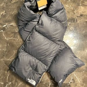 Unisex Tnf The North Face Nuptse 700-down Reversible Winter Scarf
